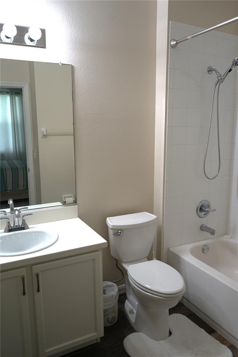 2032 INVERNESS GREENS DR #76 — photo 20