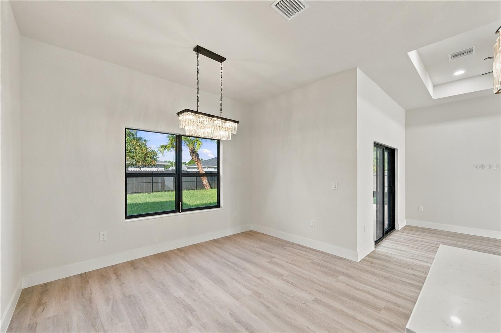 7511 BLUTTER RD — photo 17
