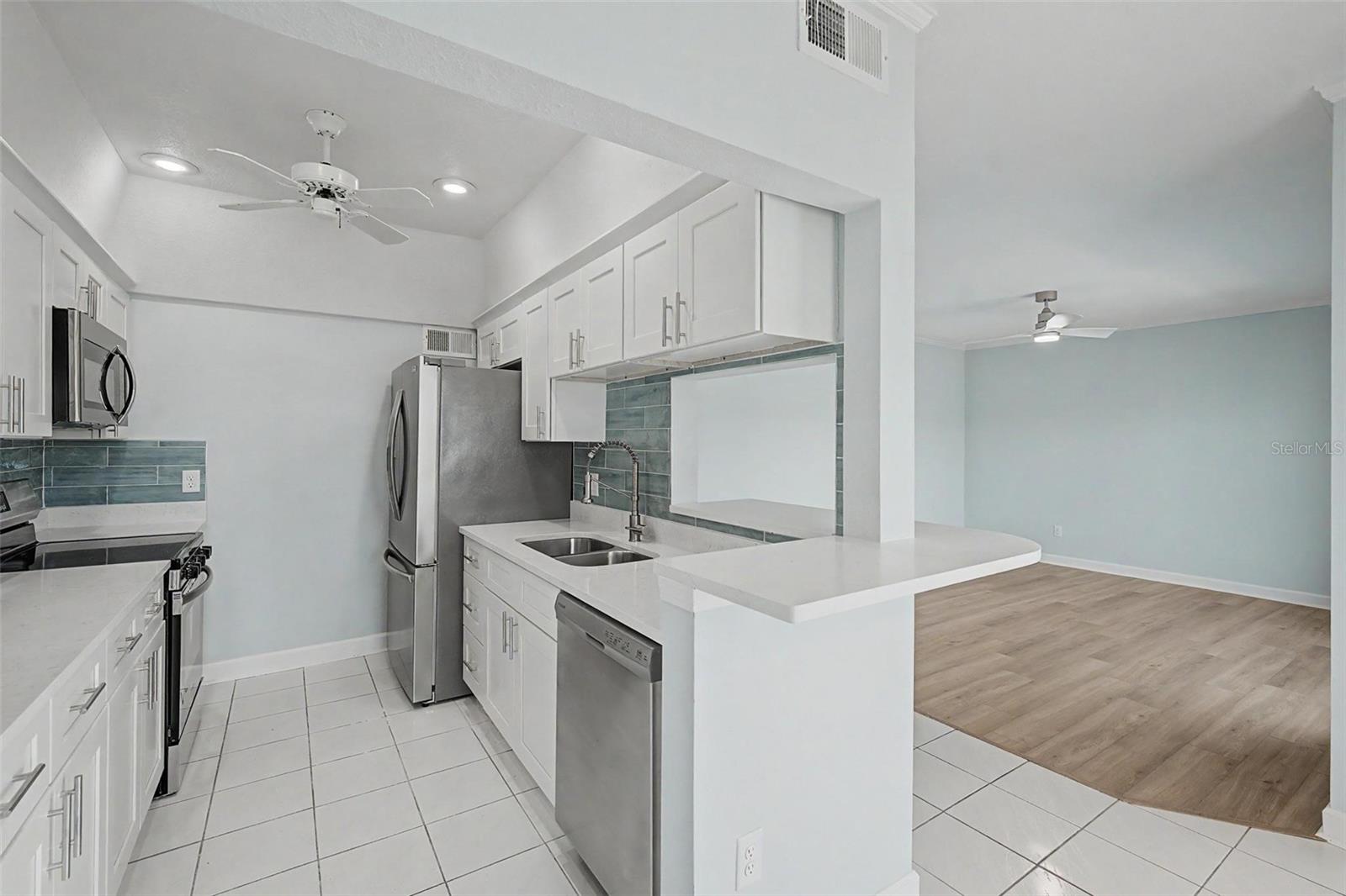 519 PLAZA SEVILLE CT #39 — photo 8