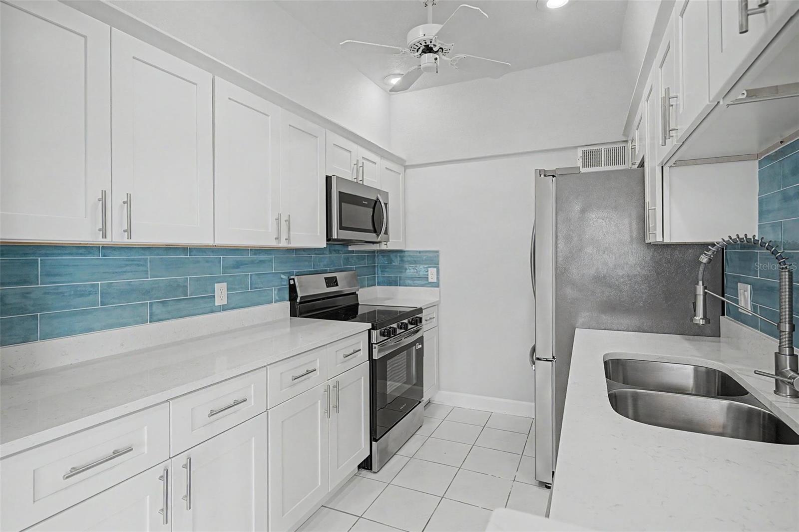 519 PLAZA SEVILLE CT #39 — photo 6
