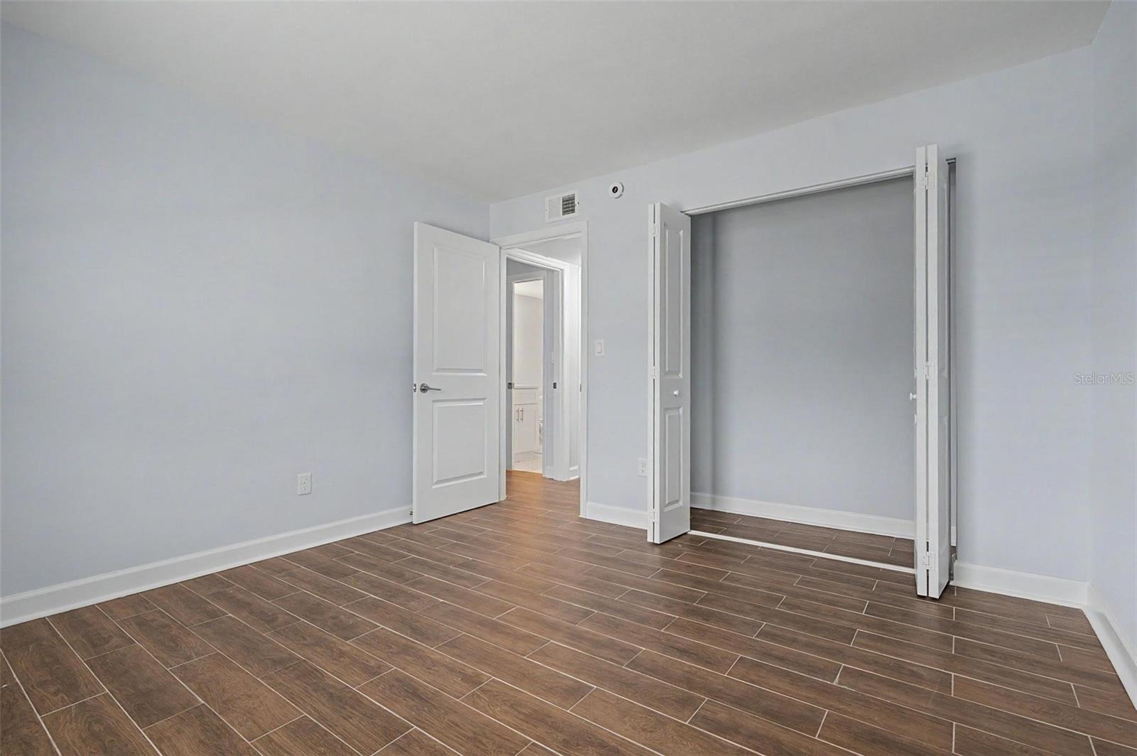 519 PLAZA SEVILLE CT #39 — photo 20