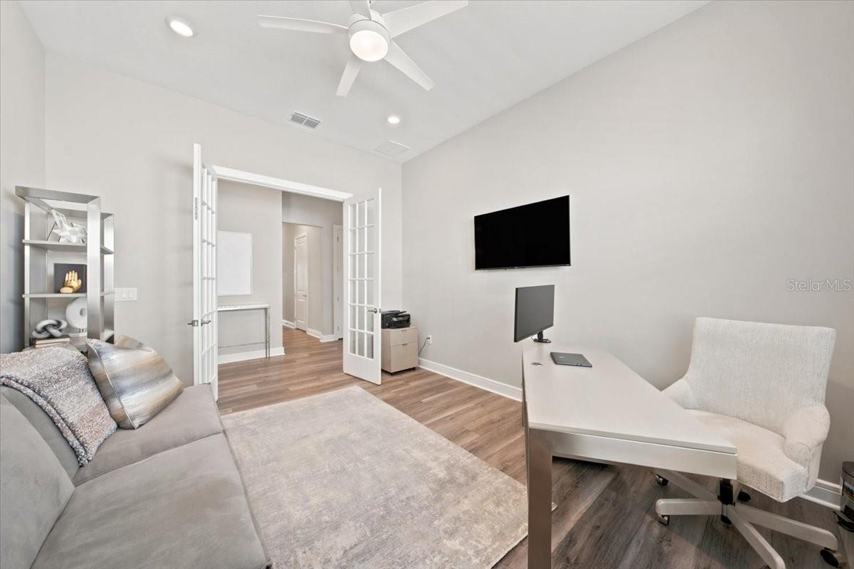 10708 SARATOGA PL — photo 16
