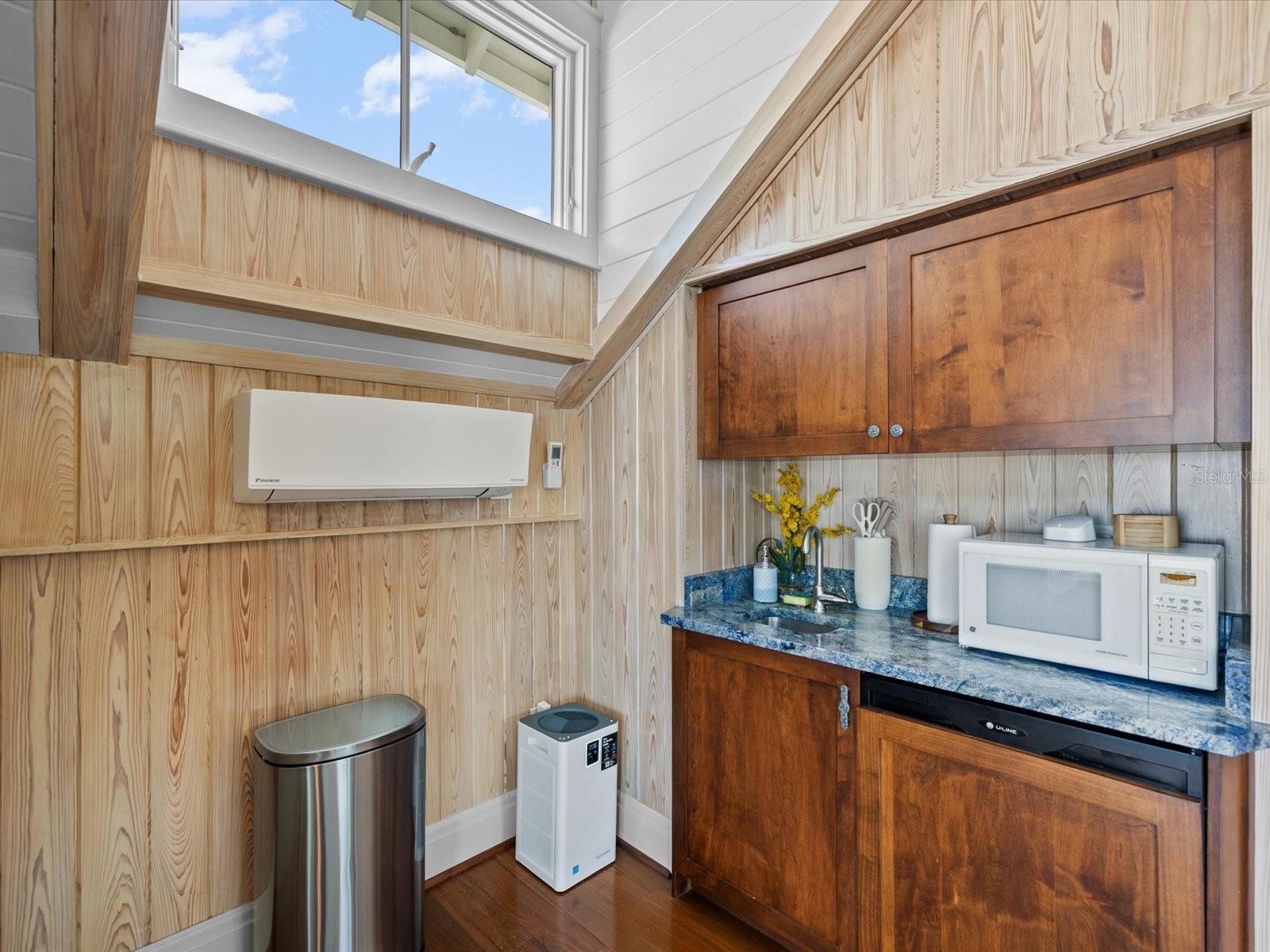 1828 VENETIAN POINT DR — photo 44