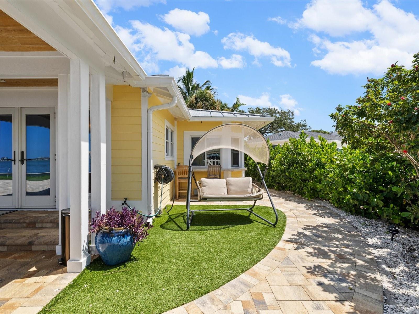1828 VENETIAN POINT DR — photo 9