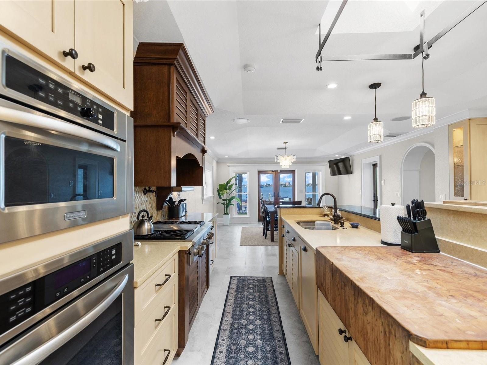 1828 VENETIAN POINT DR — photo 19