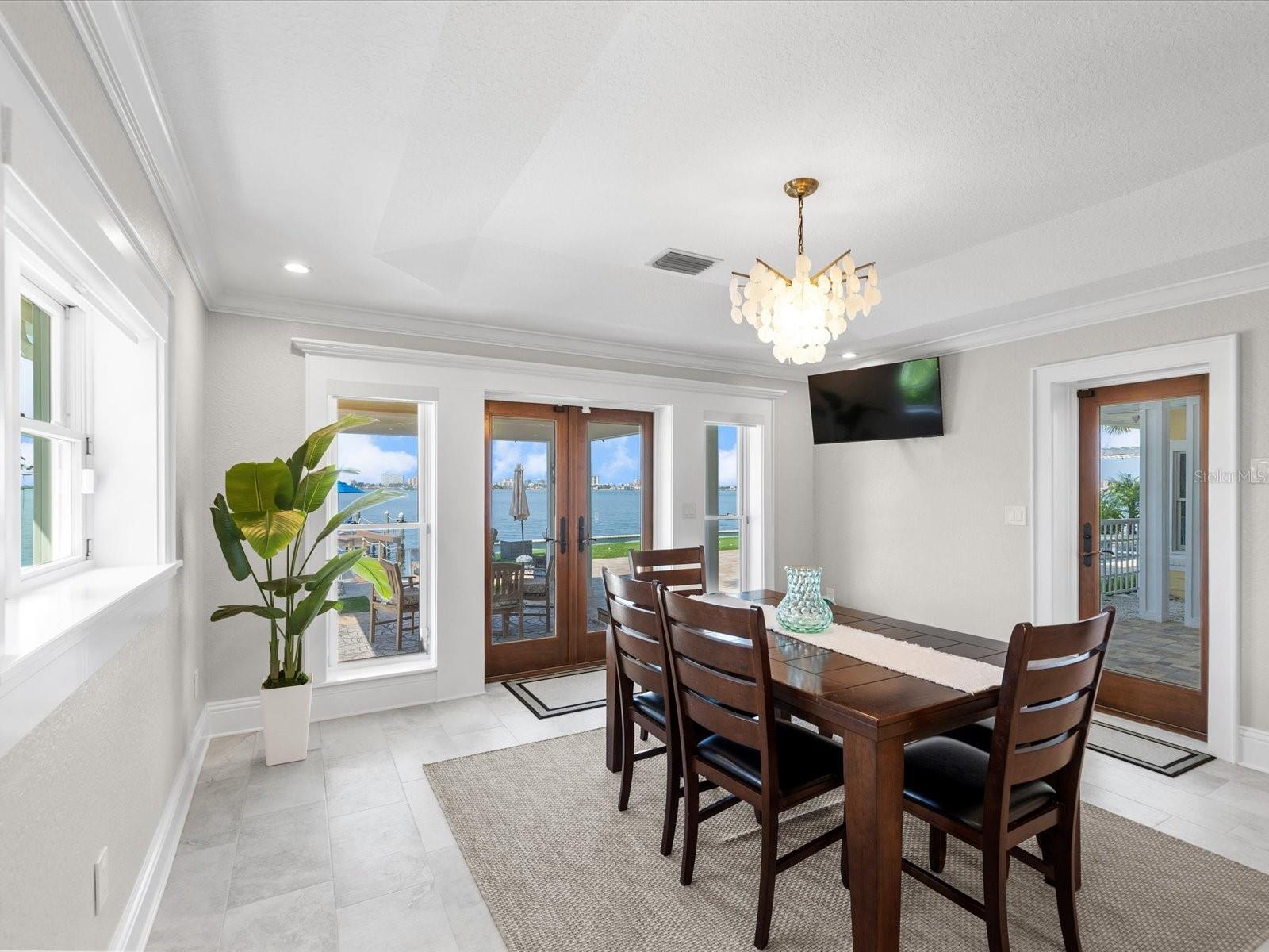 1828 VENETIAN POINT DR — photo 21