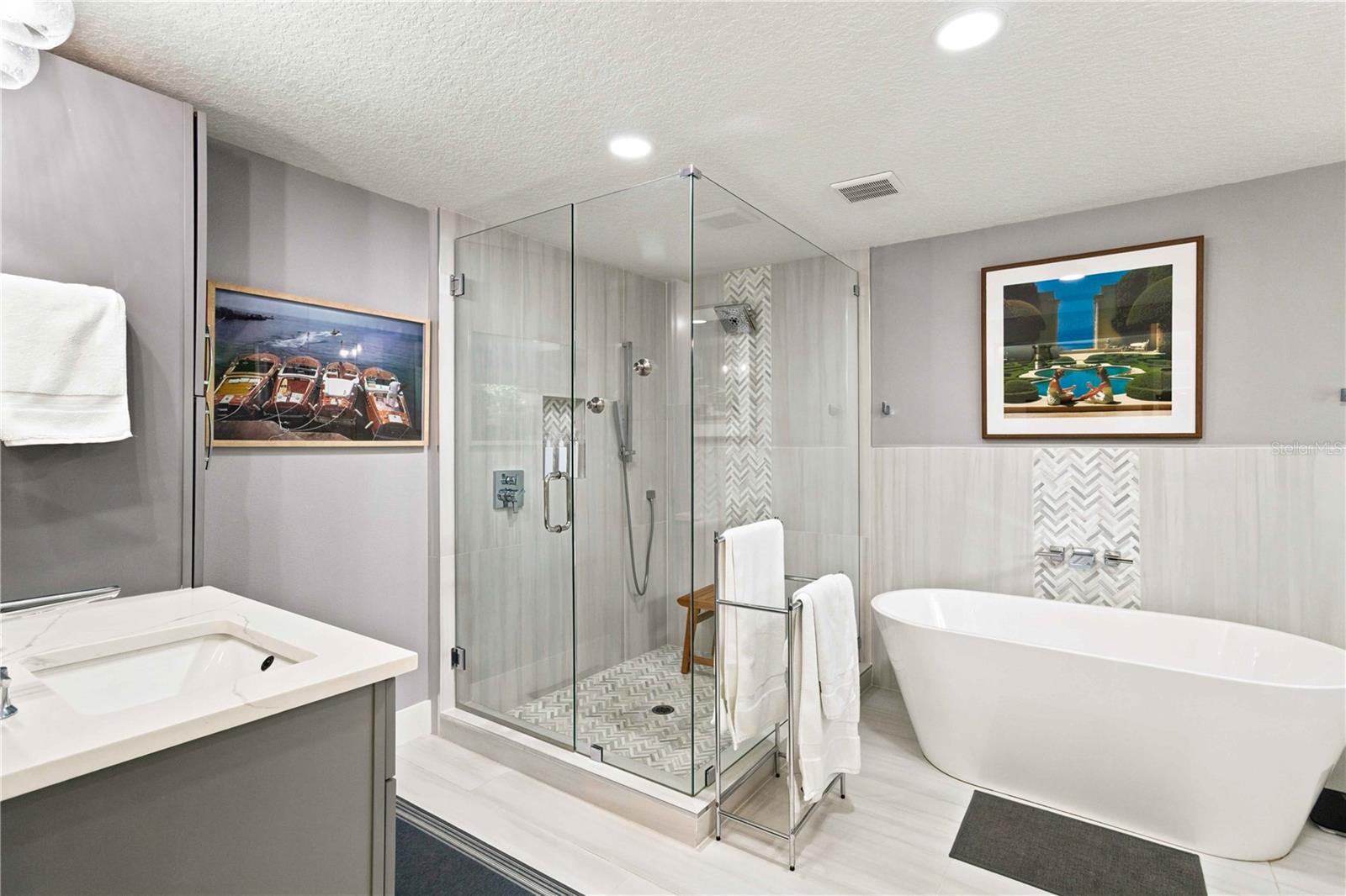 2410 SIESTA DR — photo 19