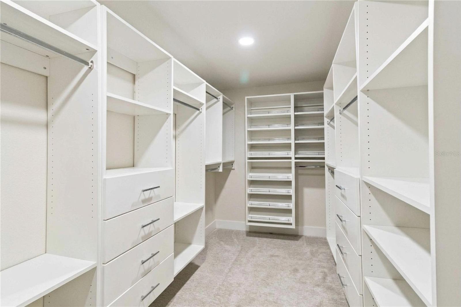 2410 SIESTA DR — photo 20
