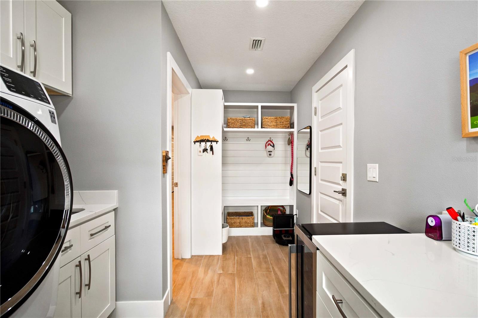 2410 SIESTA DR — photo 42