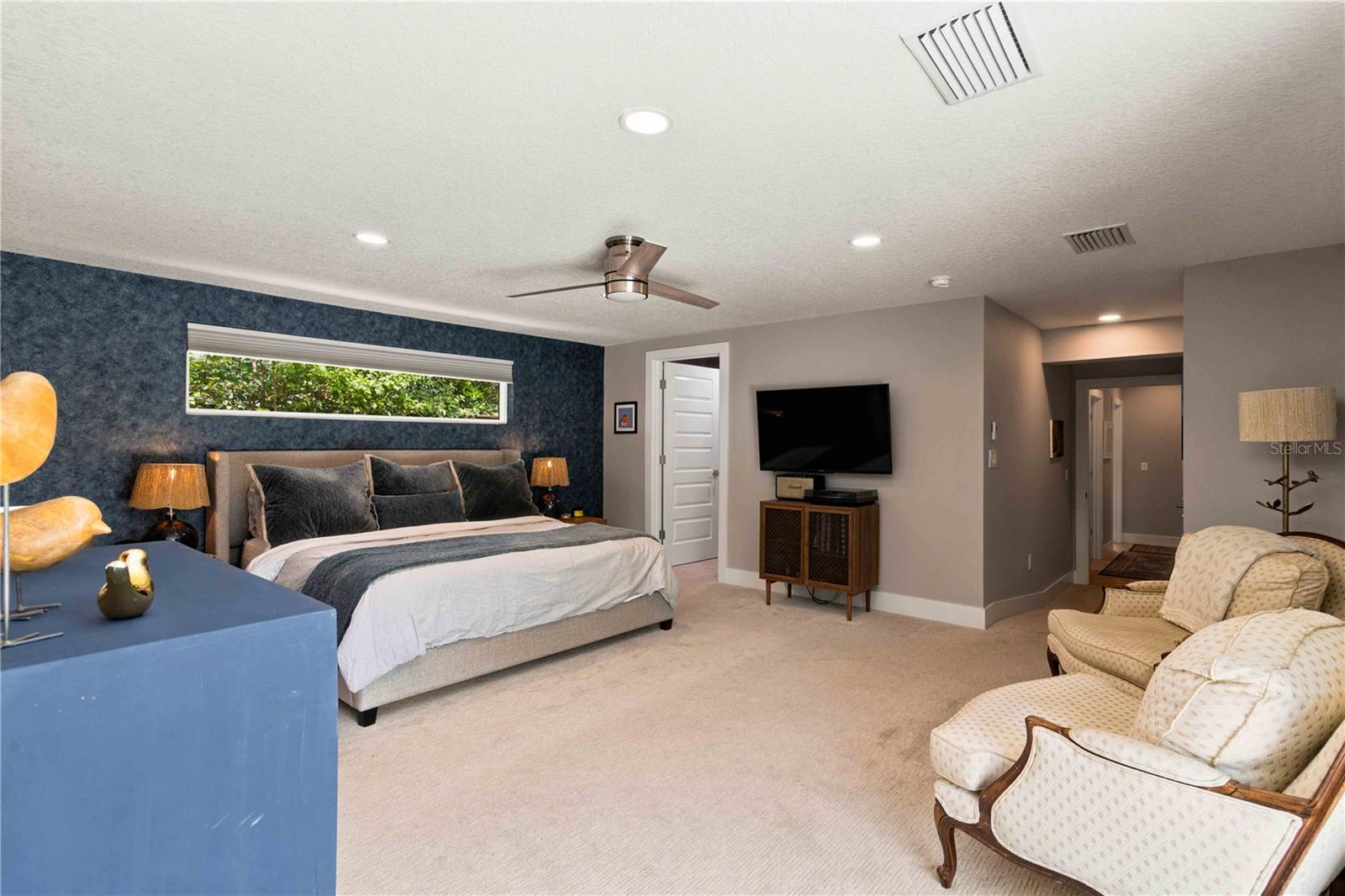 2410 SIESTA DR — photo 16