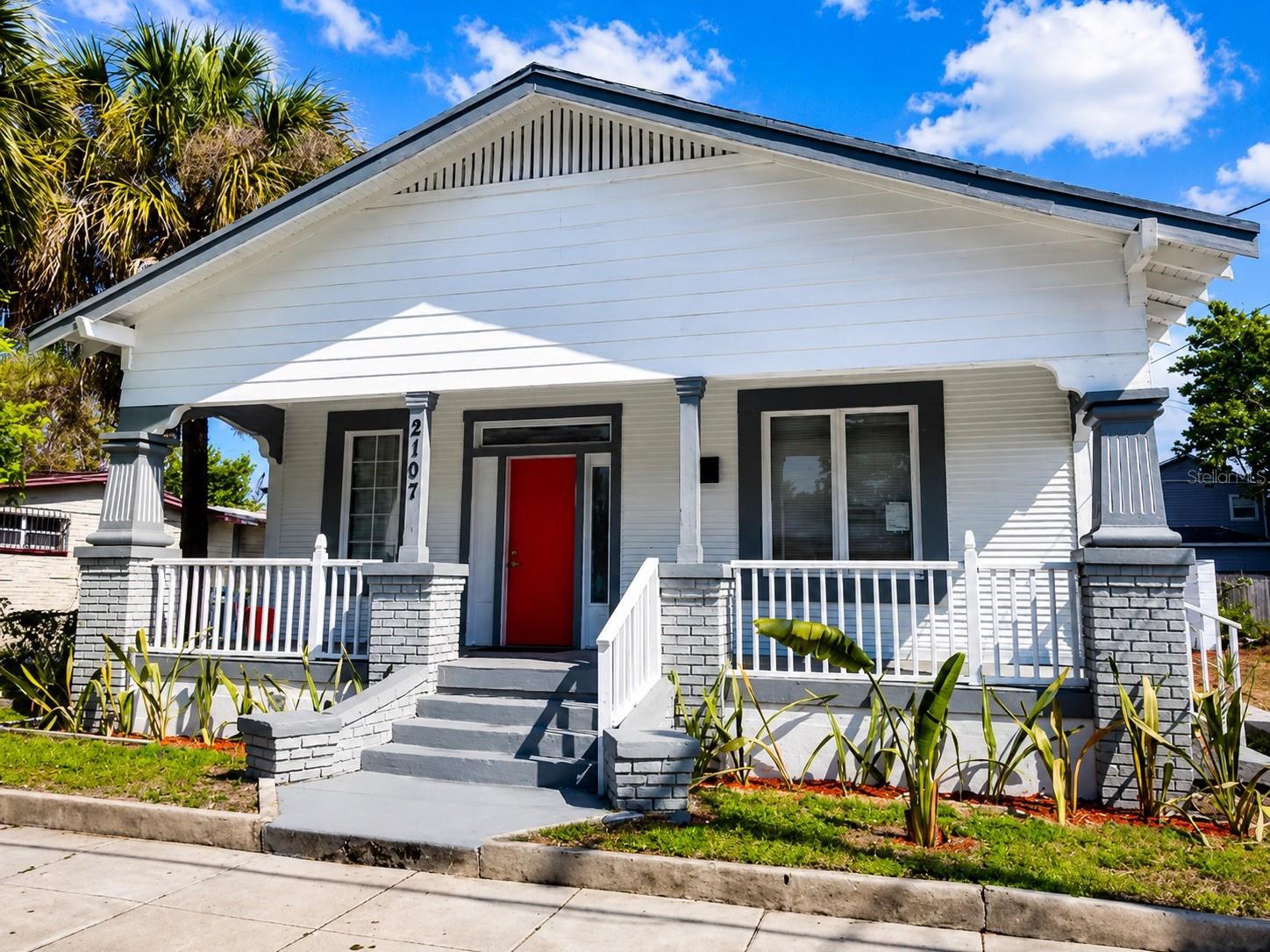 2107 W CHESTNUT ST — photo 10