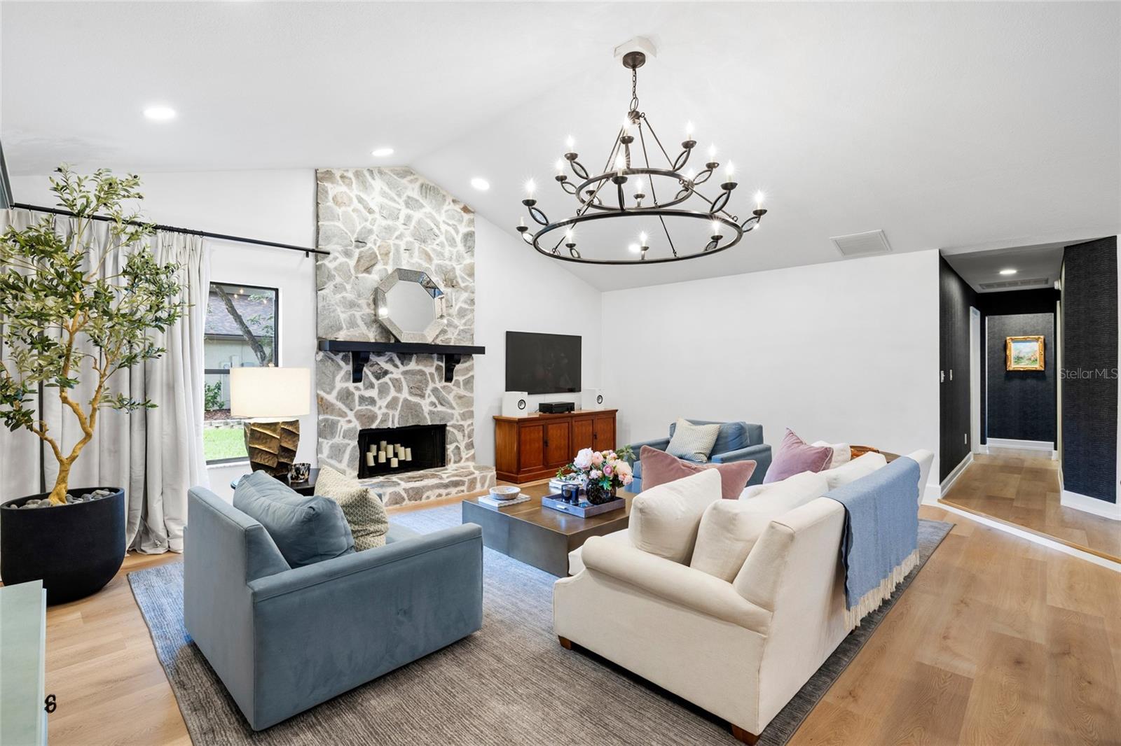 18243 CLEAR LAKE DR — photo 18