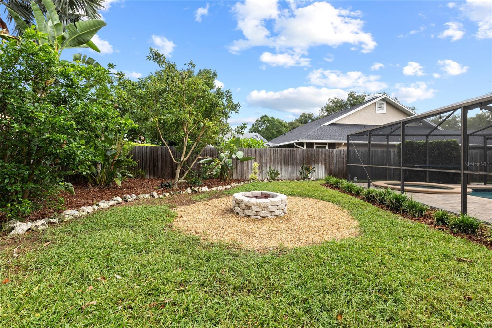 18243 CLEAR LAKE DR — photo 44