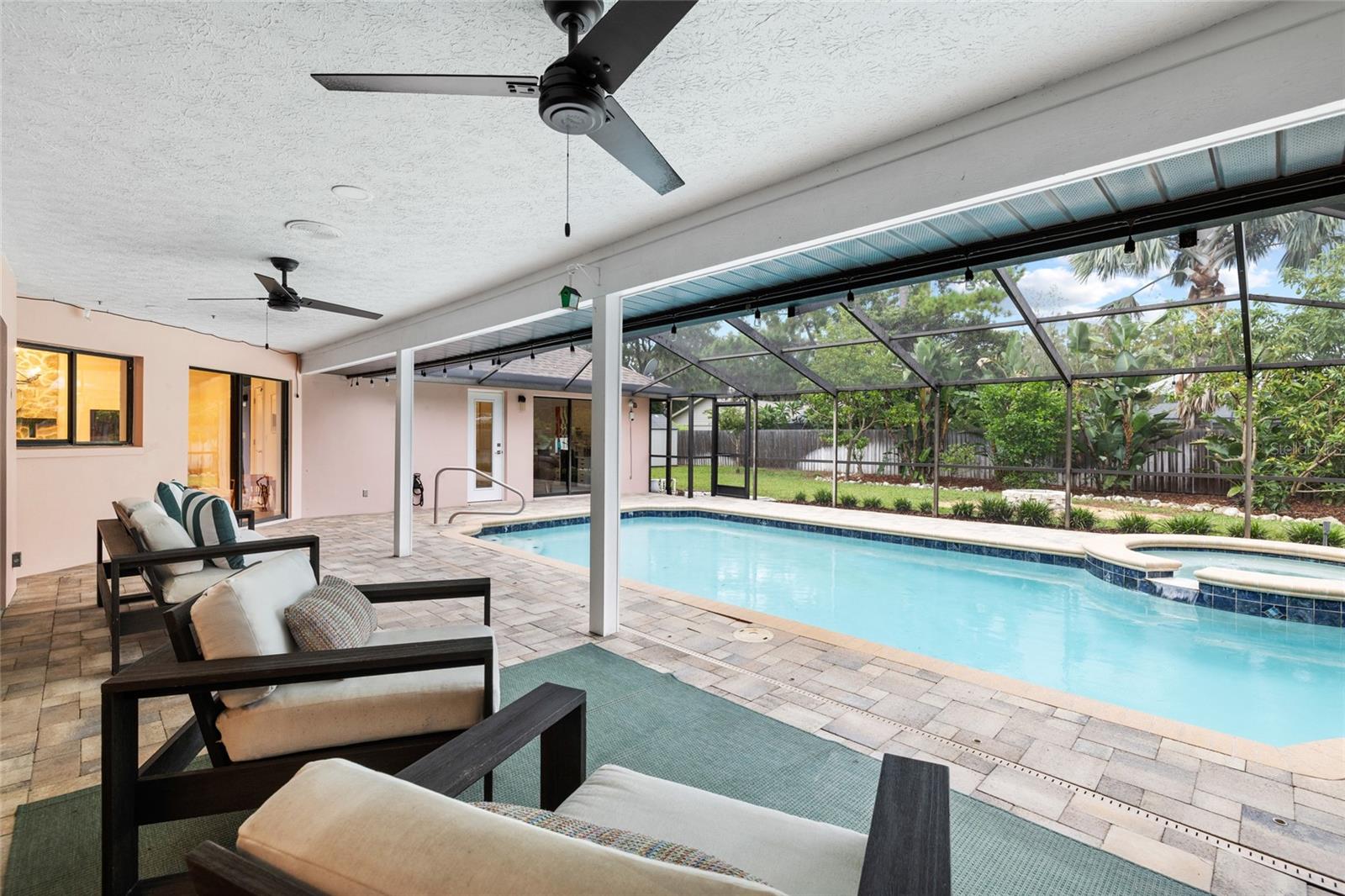 18243 CLEAR LAKE DR — photo 36