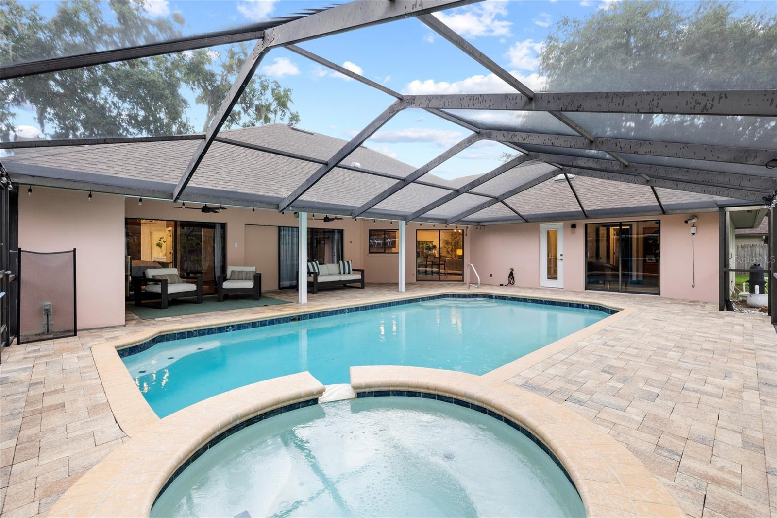 18243 CLEAR LAKE DR — photo 41