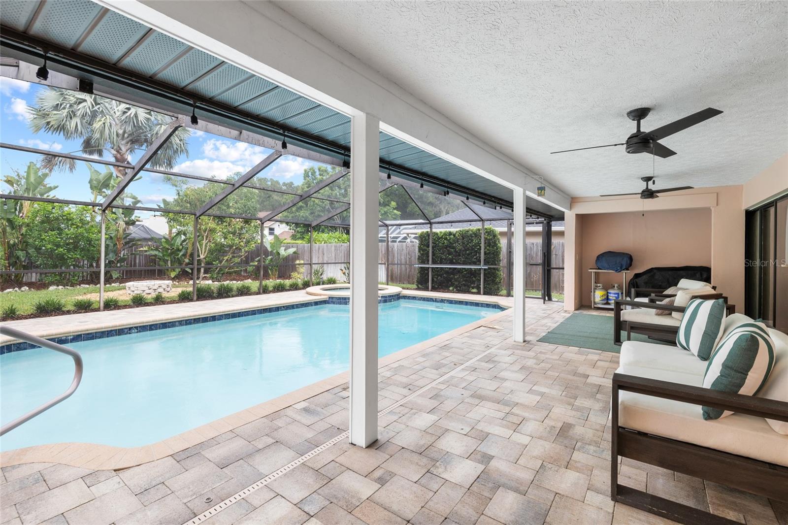 18243 CLEAR LAKE DR — photo 35
