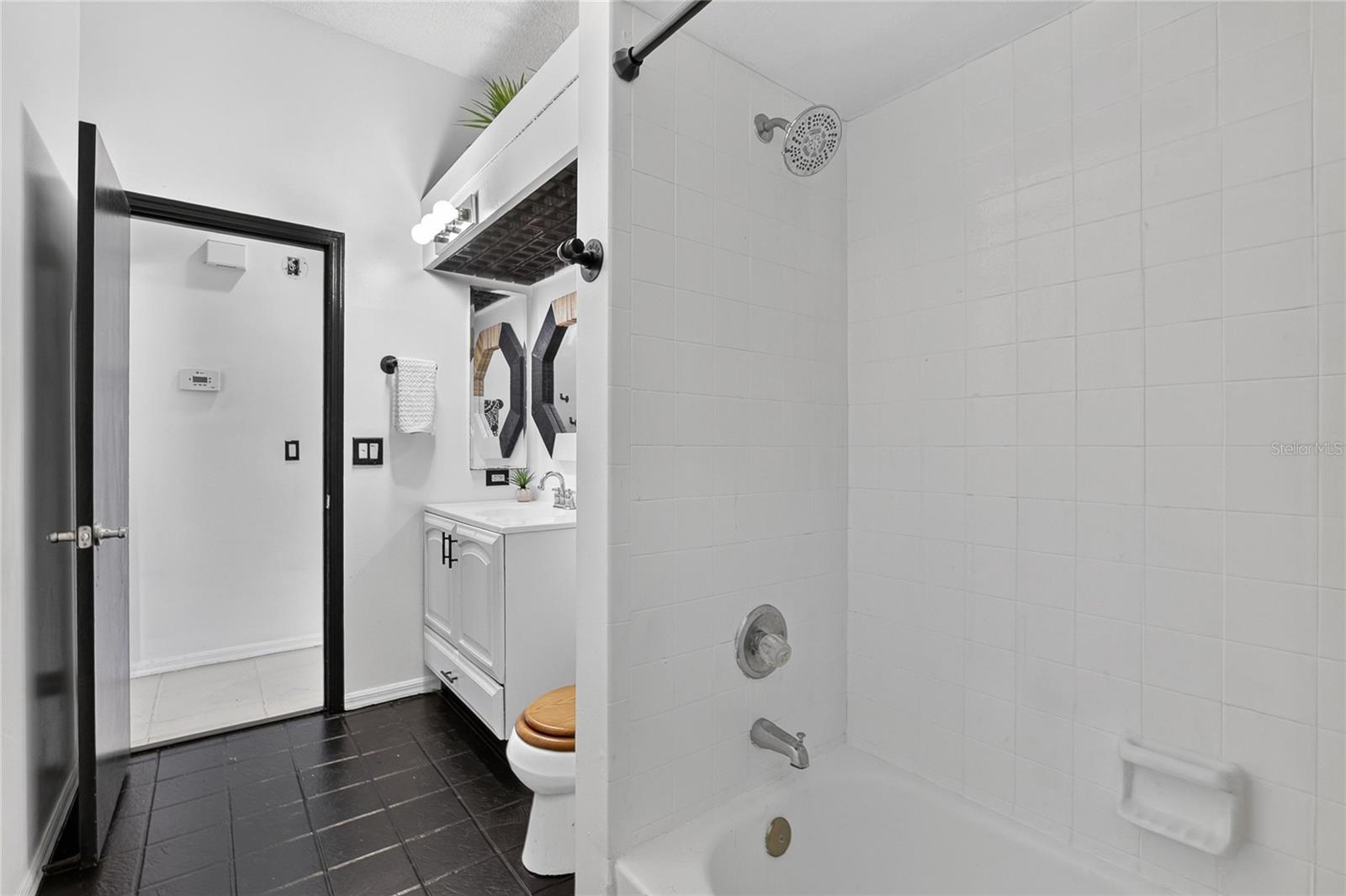 2814 HAMMOCK DR — photo 49