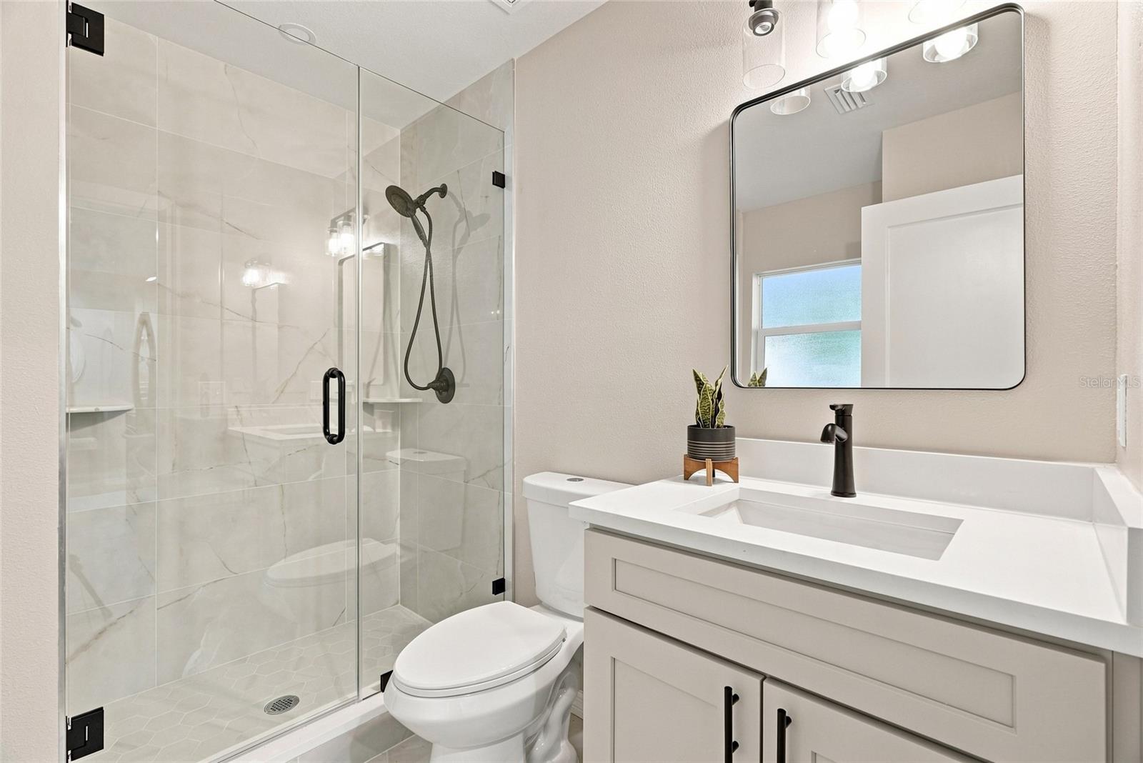 10926 TEMPLE AVE — photo 22