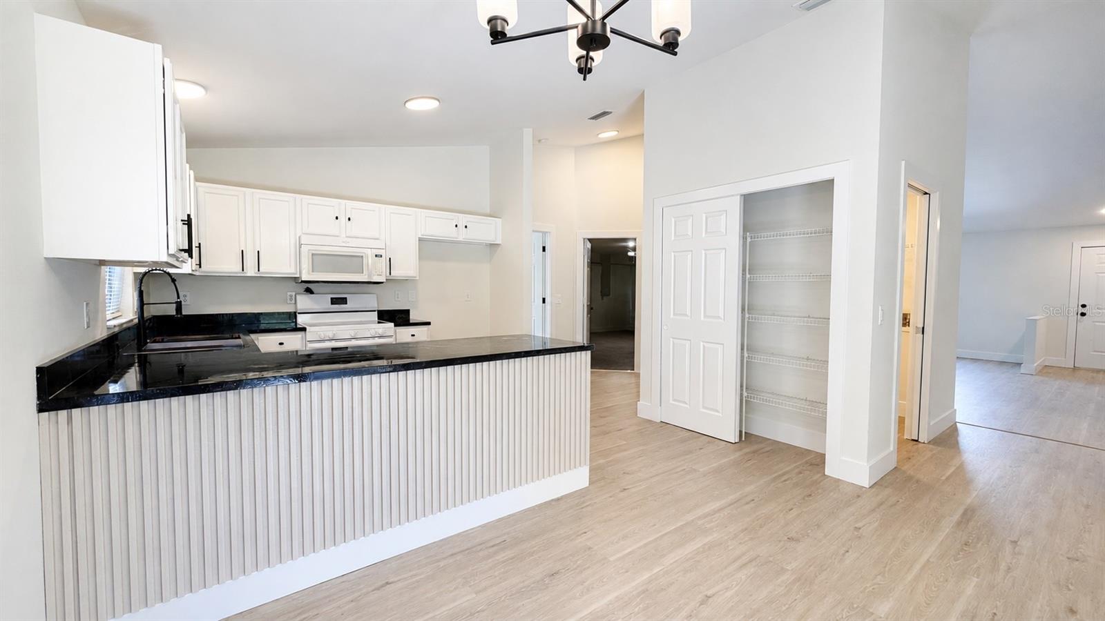 1212 IMPALA ST — photo 6
