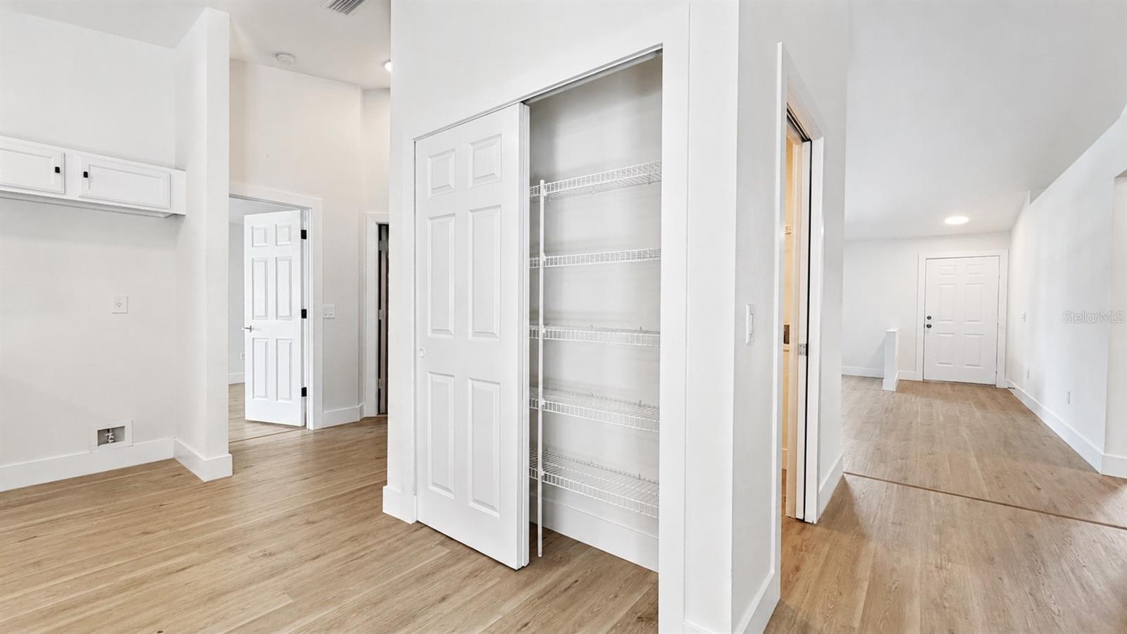 1212 IMPALA ST — photo 8