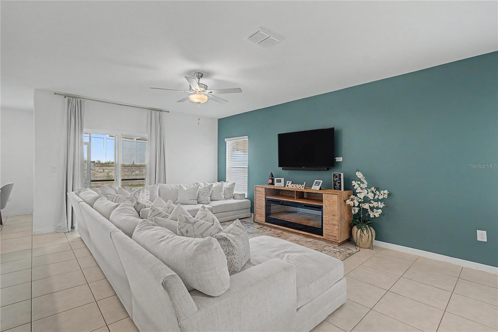 6357 BEVERLY HILLS DR — photo 13
