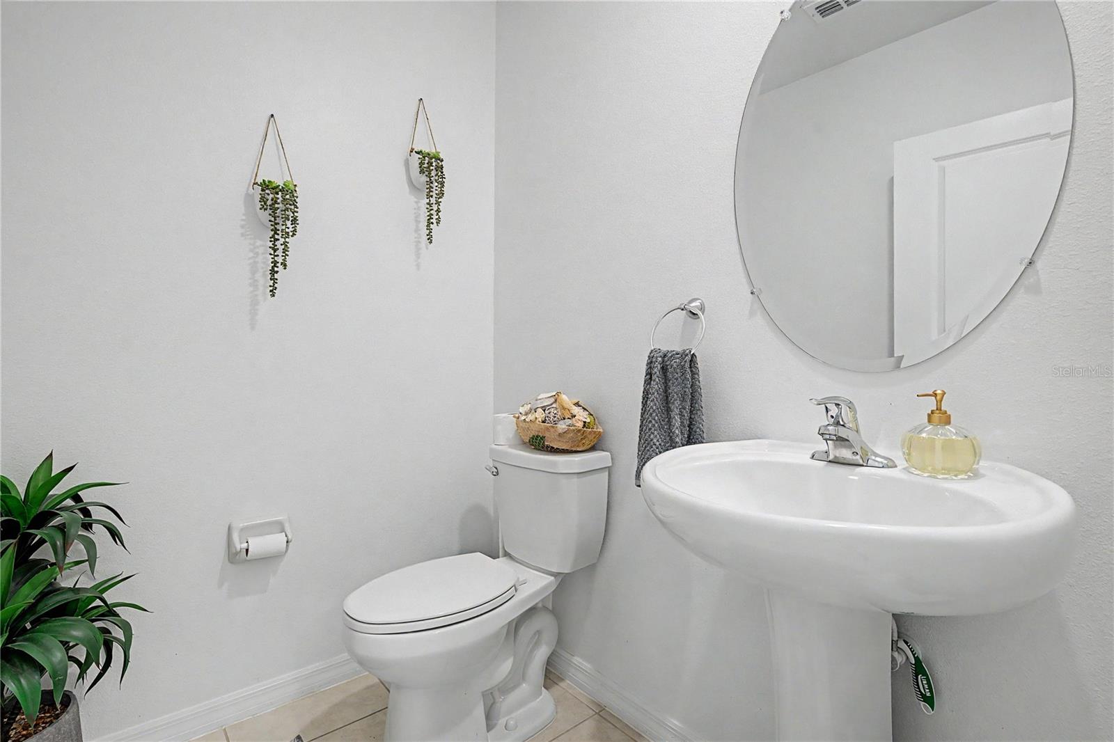 6357 BEVERLY HILLS DR — photo 19
