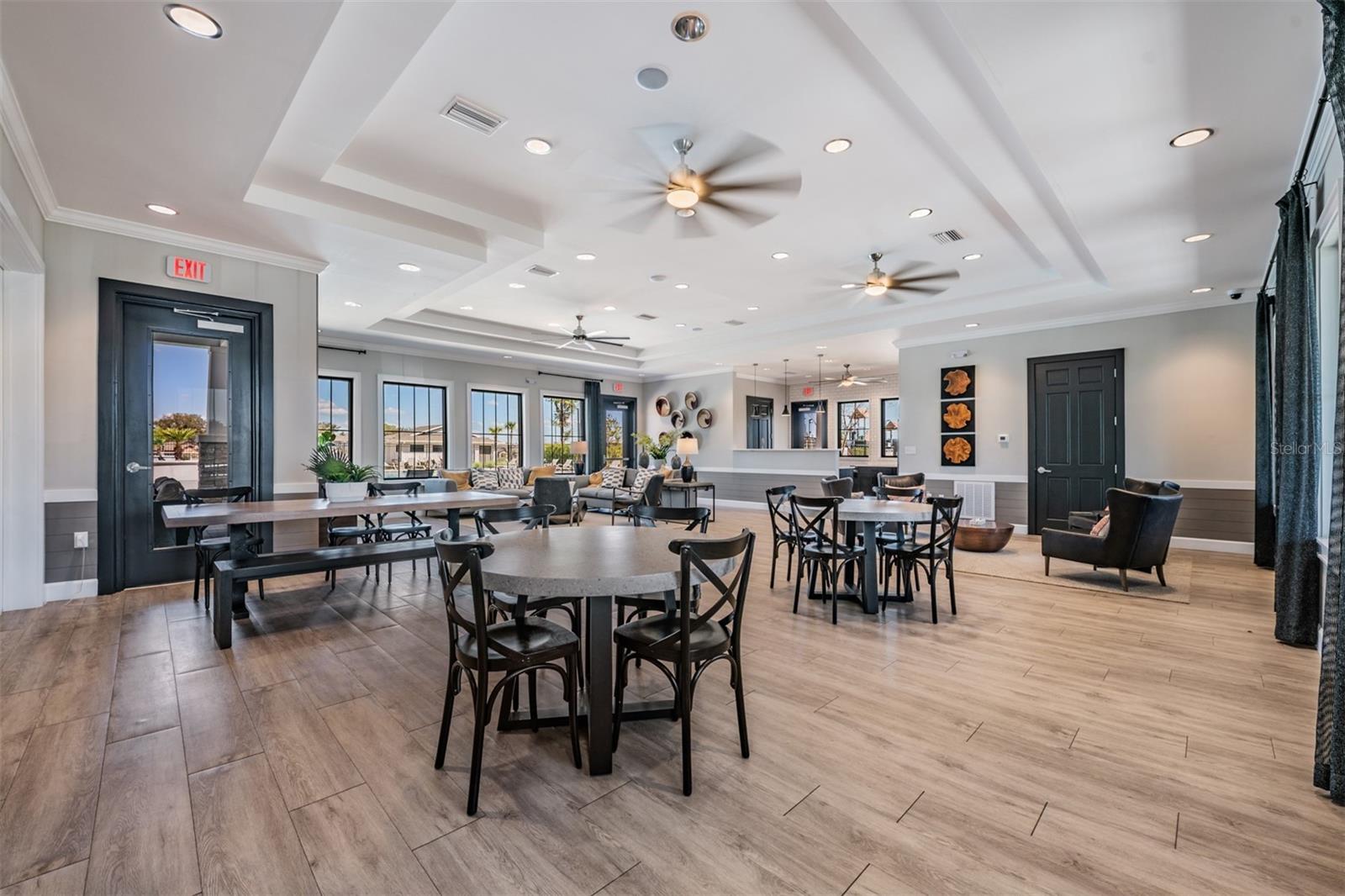 6357 BEVERLY HILLS DR — photo 47