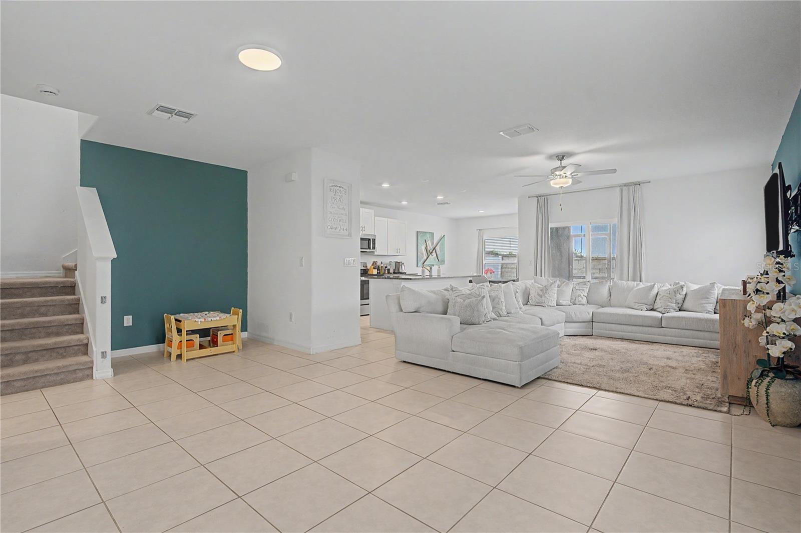6357 BEVERLY HILLS DR — photo 17