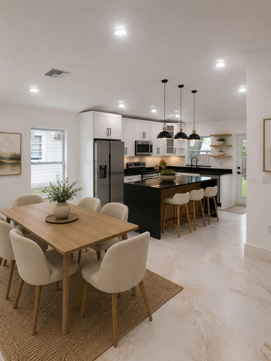 8915 N WILLOW AVE — photo 11