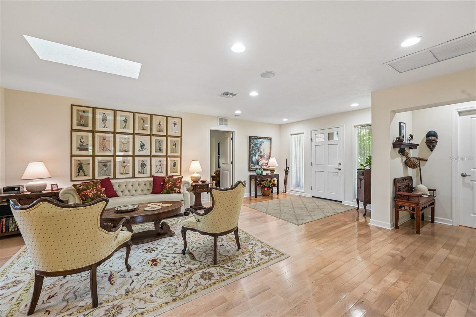 4502 FRIAR TUCK LN — photo 8