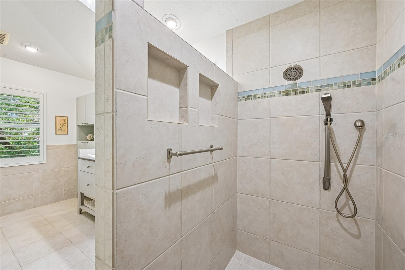 4502 FRIAR TUCK LN — photo 22