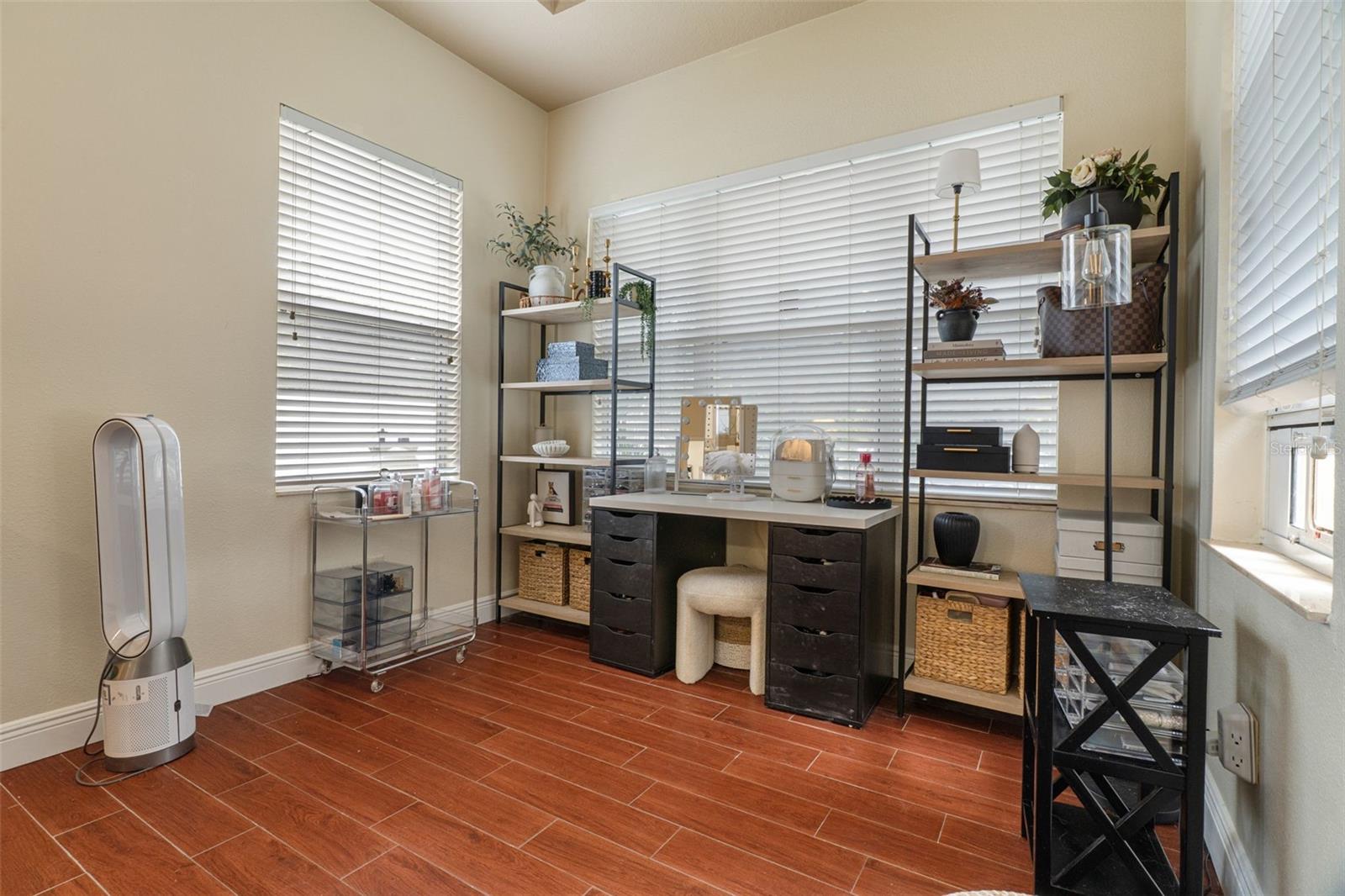 1726 NODDING THISTLE DR — photo 30