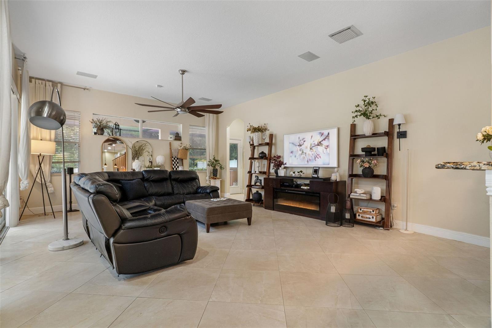 1726 NODDING THISTLE DR — photo 20