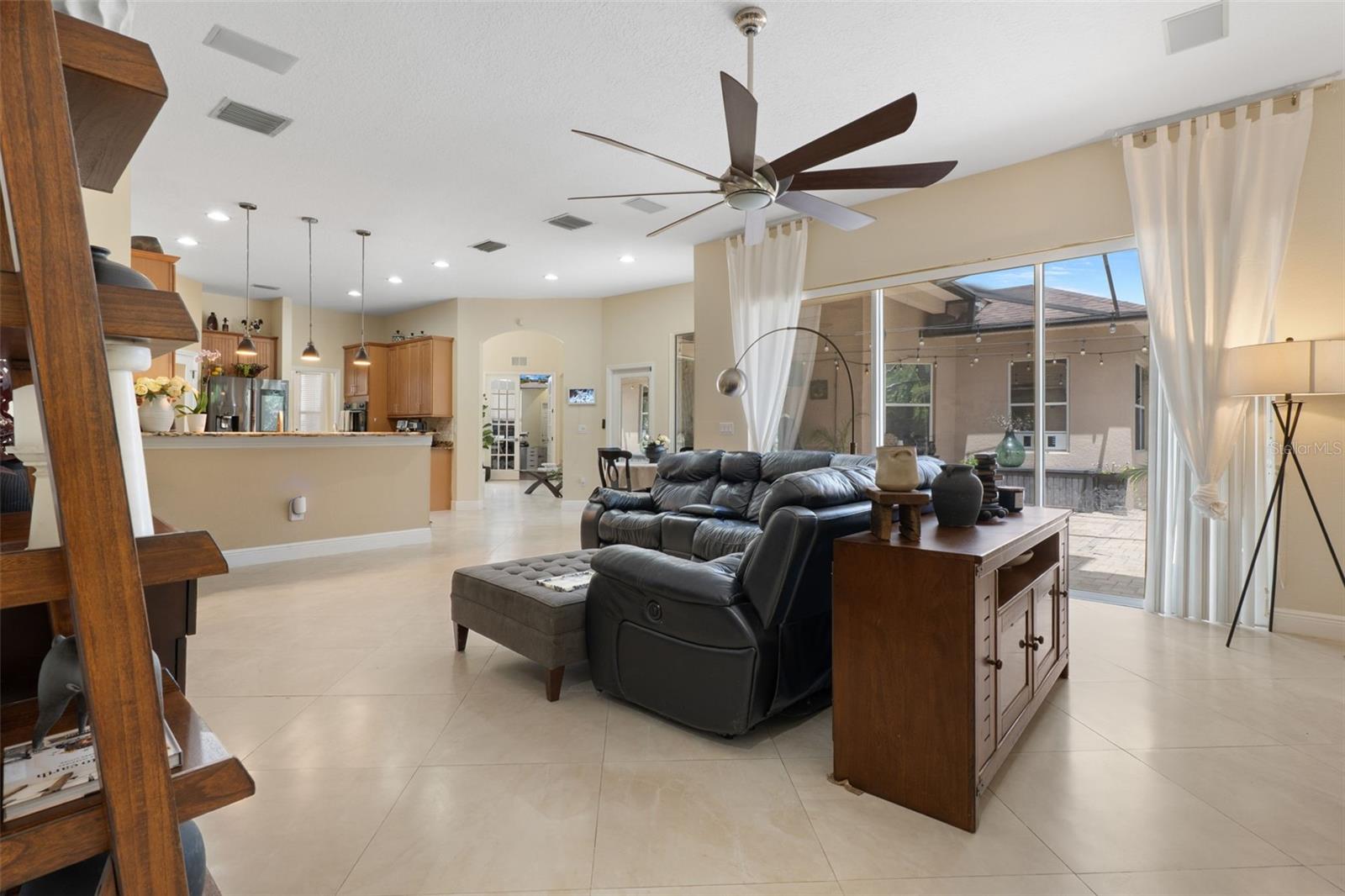 1726 NODDING THISTLE DR — photo 22
