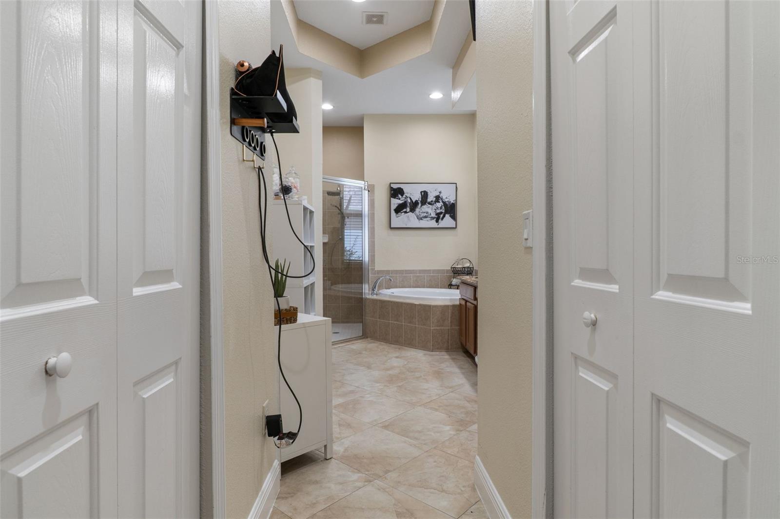 1726 NODDING THISTLE DR — photo 34