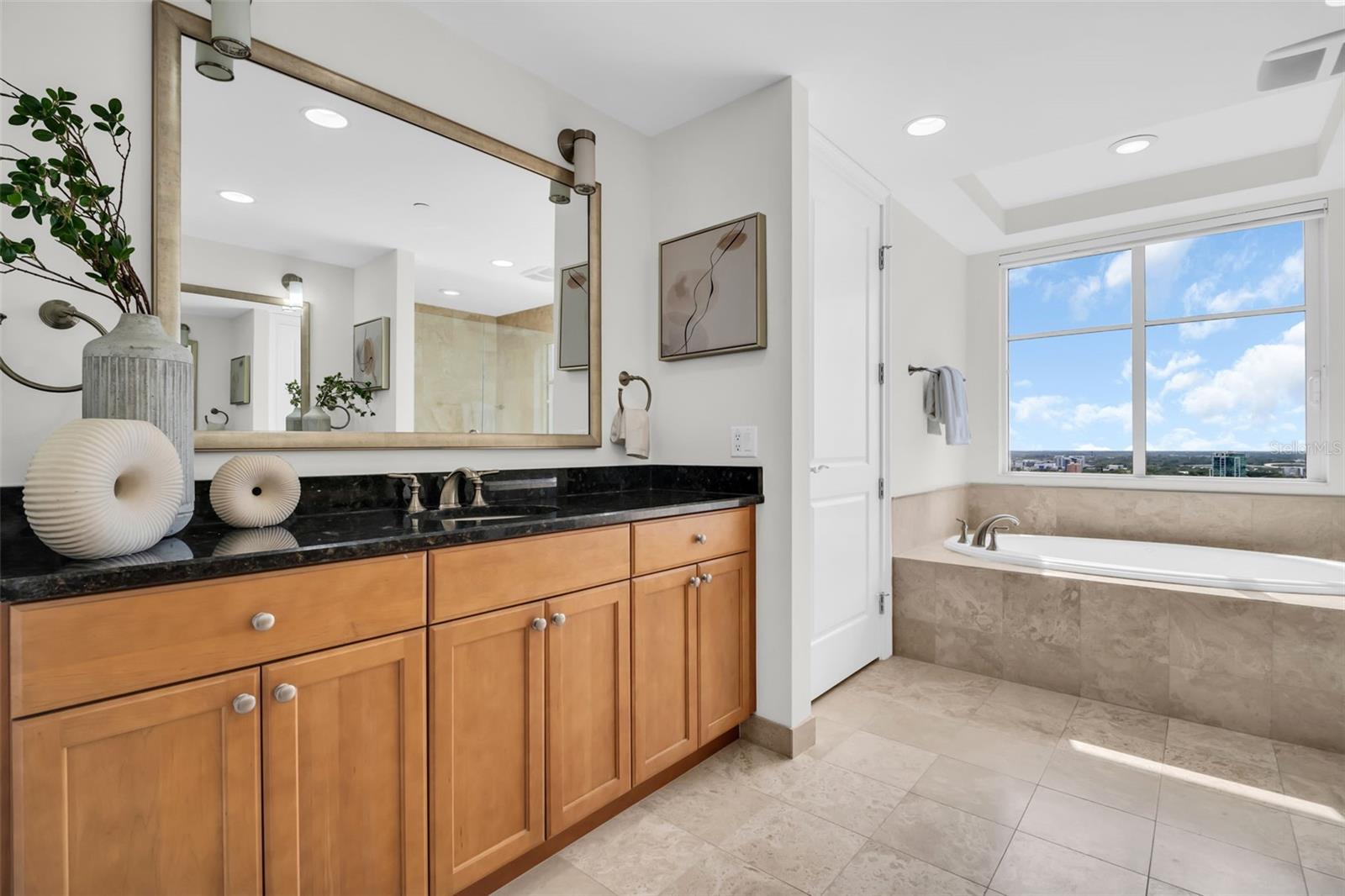 300 BEACH DR NE #2604 — photo 27