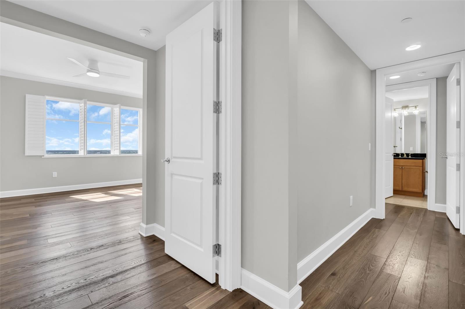 300 BEACH DR NE #2604 — photo 30
