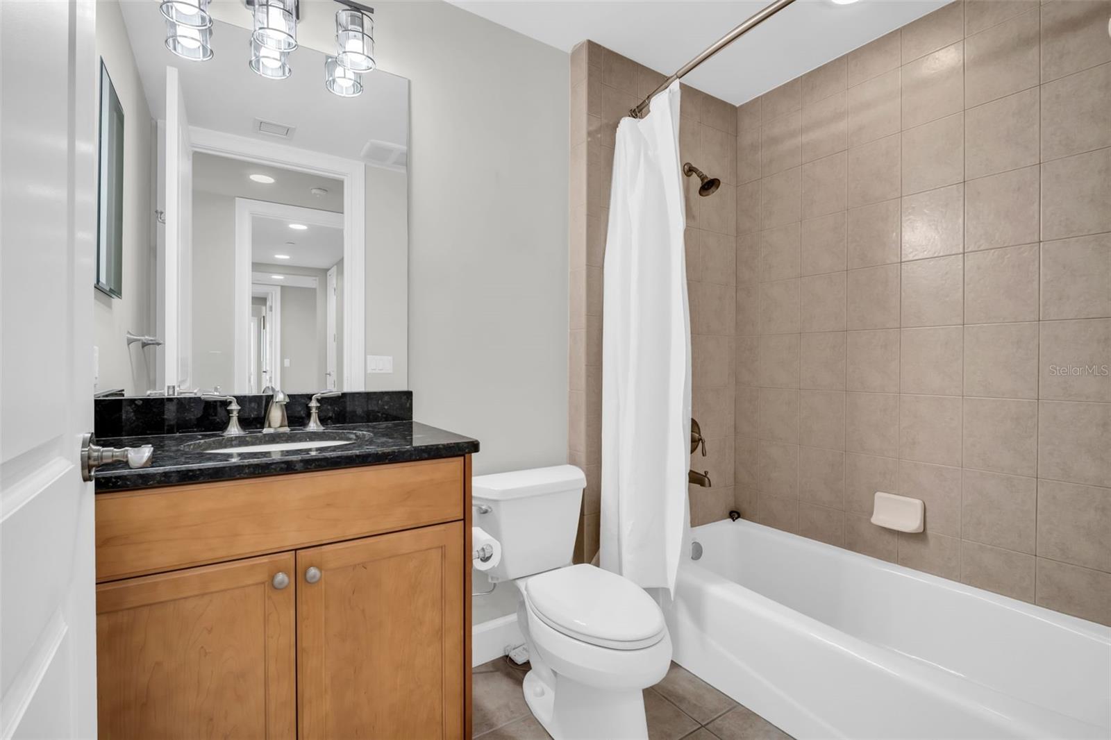 300 BEACH DR NE #2604 — photo 39