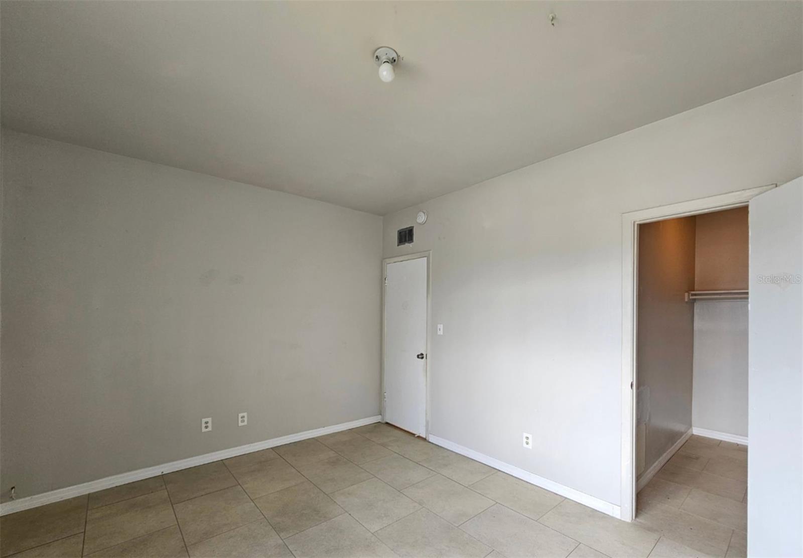 7610 W POWHATAN AVE #2 — photo 11