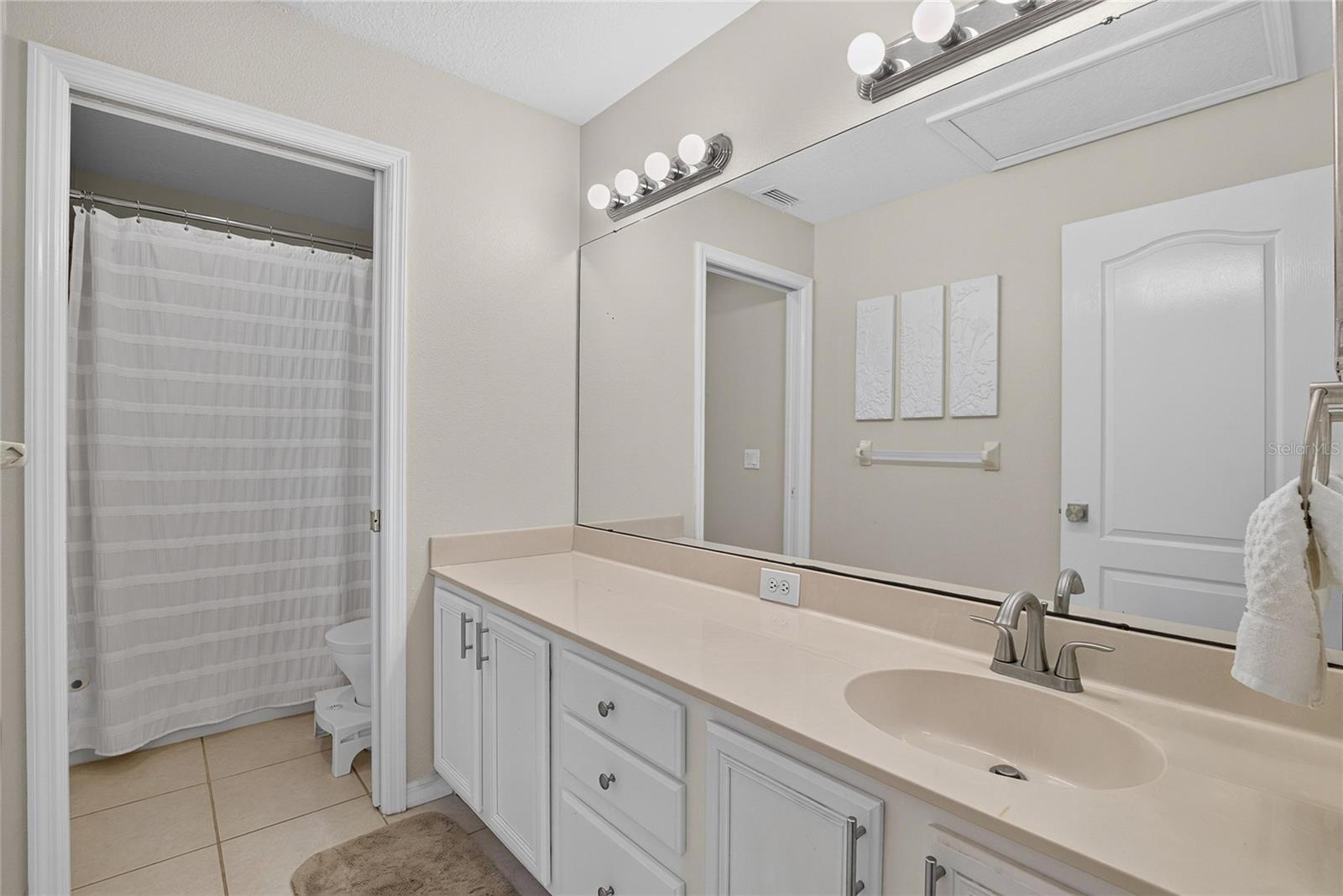 10807 SIERRA VISTA PL — photo 32