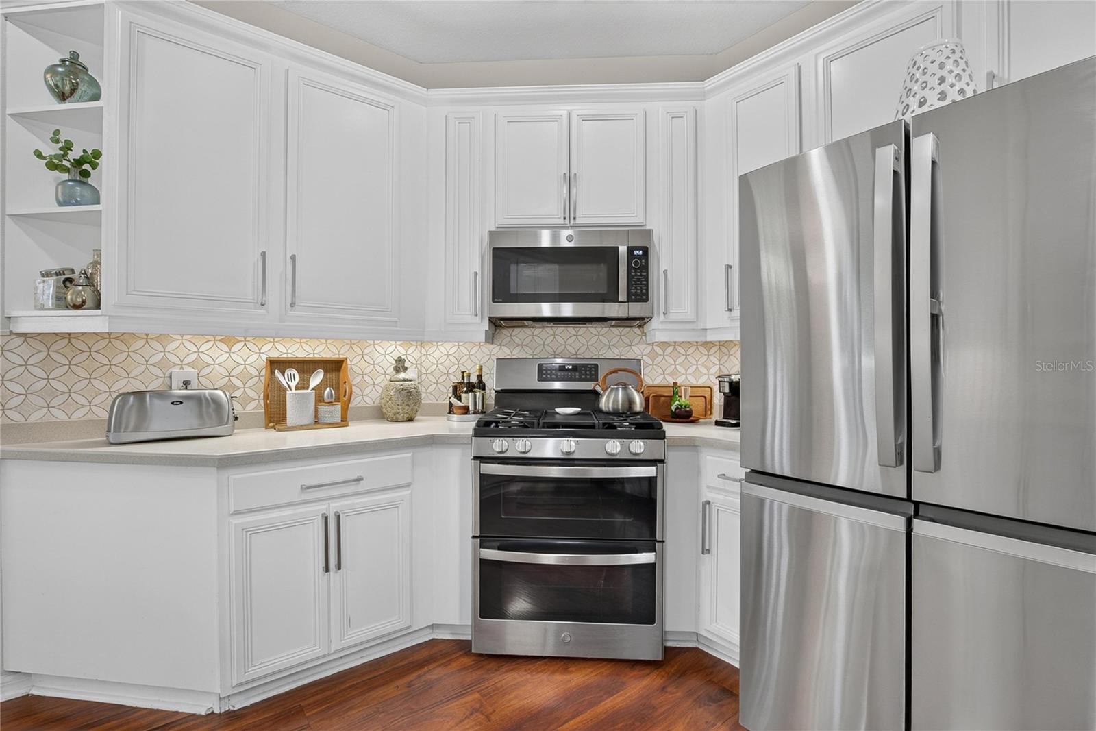 10807 SIERRA VISTA PL — photo 14