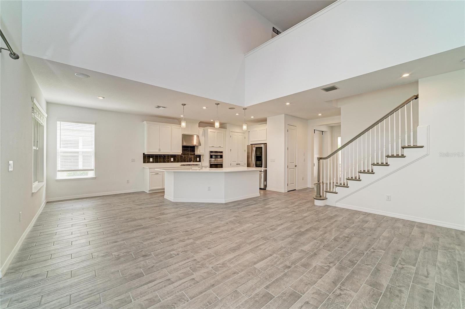 6332 LAURELCREST GLN — photo 15
