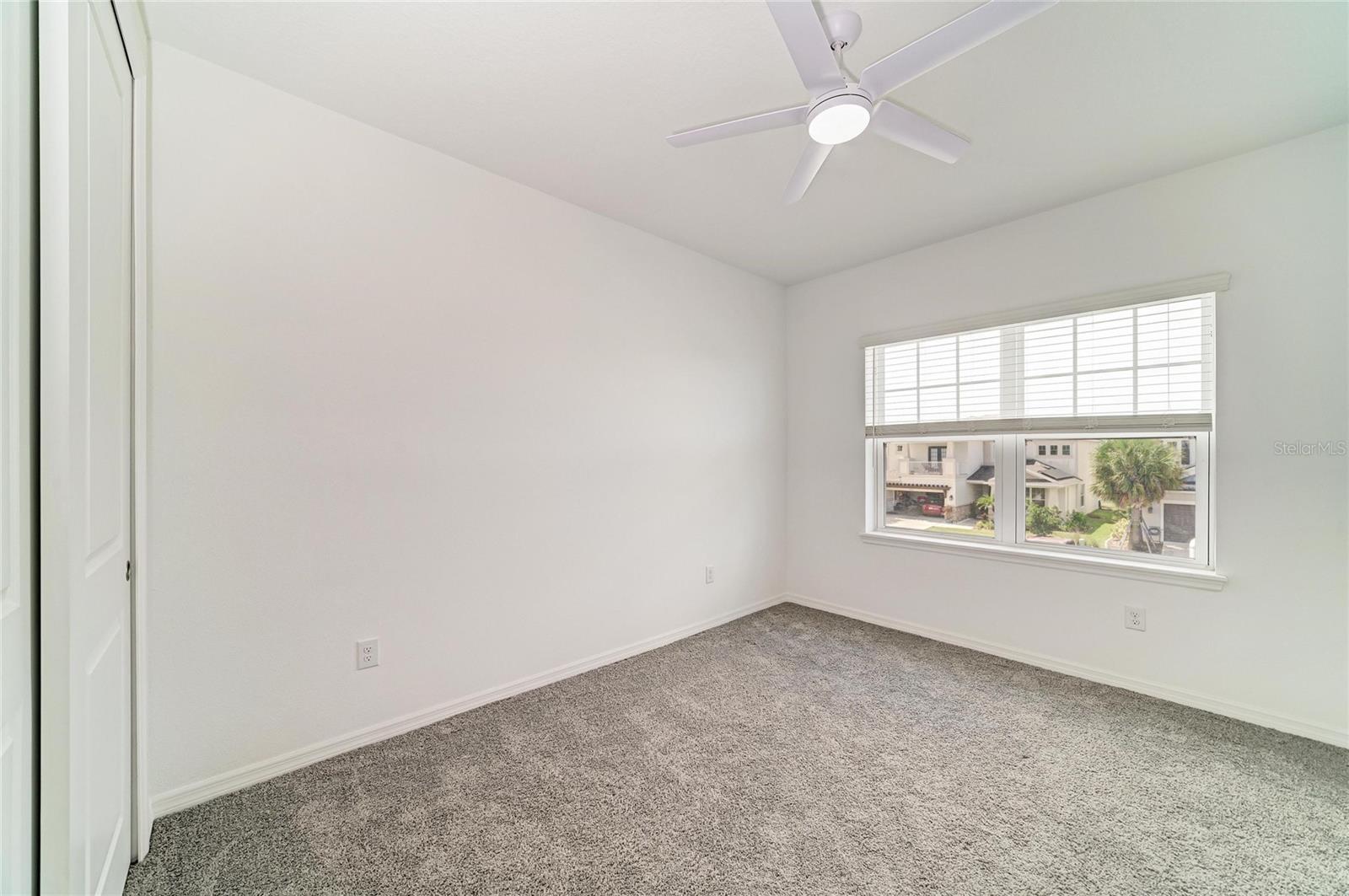 6332 LAURELCREST GLN — photo 38