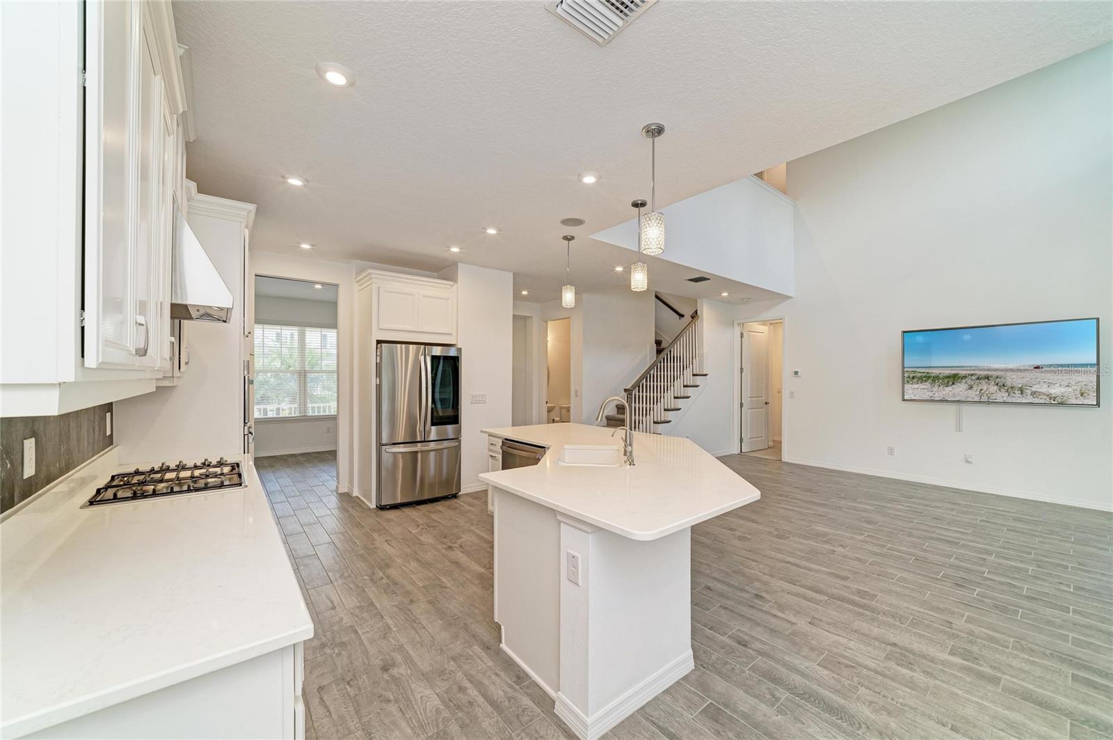 6332 LAURELCREST GLN — photo 20