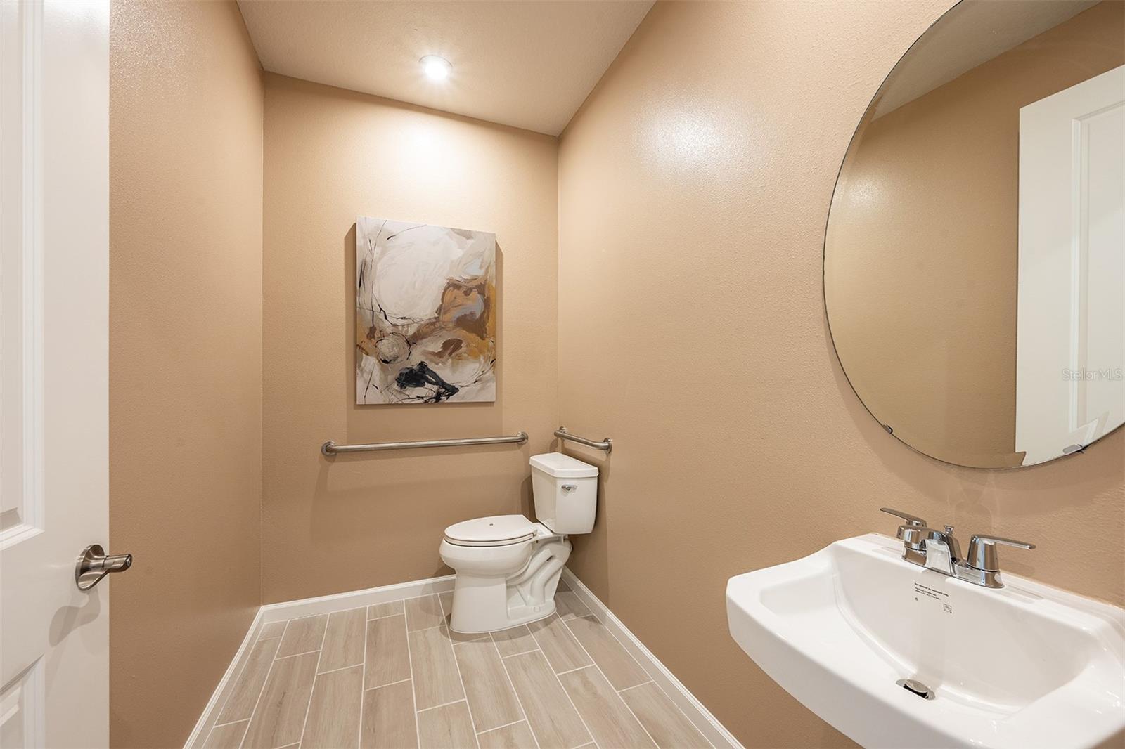 1710 SOARING VIDA ST — photo 13