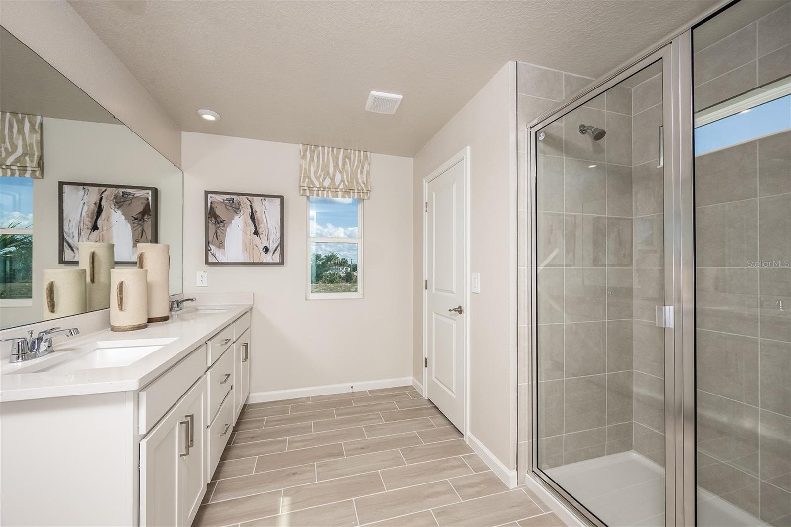 1710 SOARING VIDA ST — photo 18