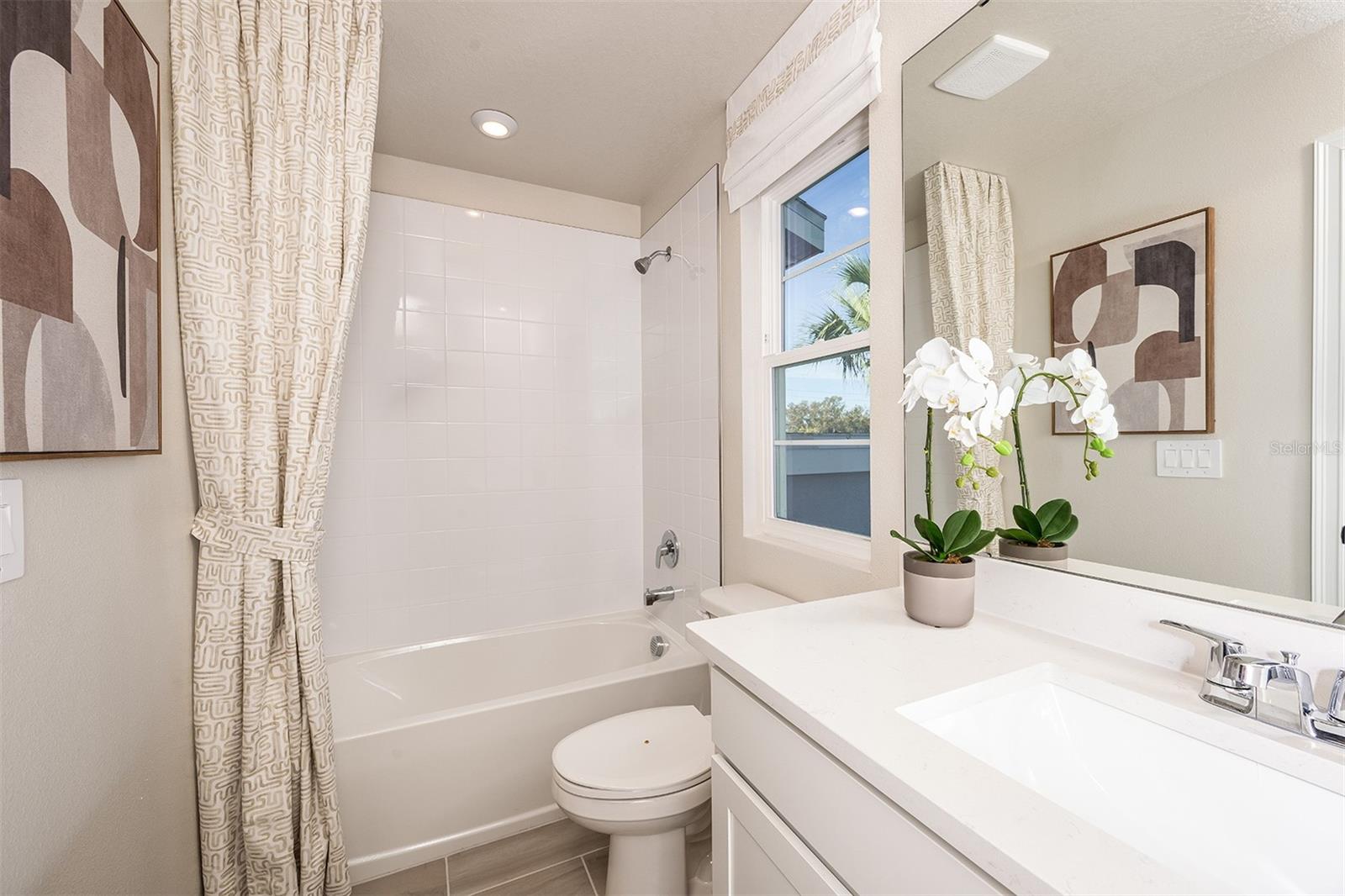 1710 SOARING VIDA ST — photo 21