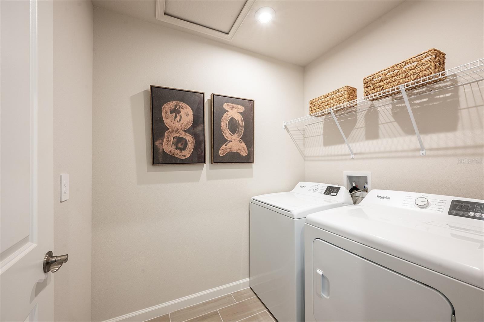 1710 SOARING VIDA ST — photo 14