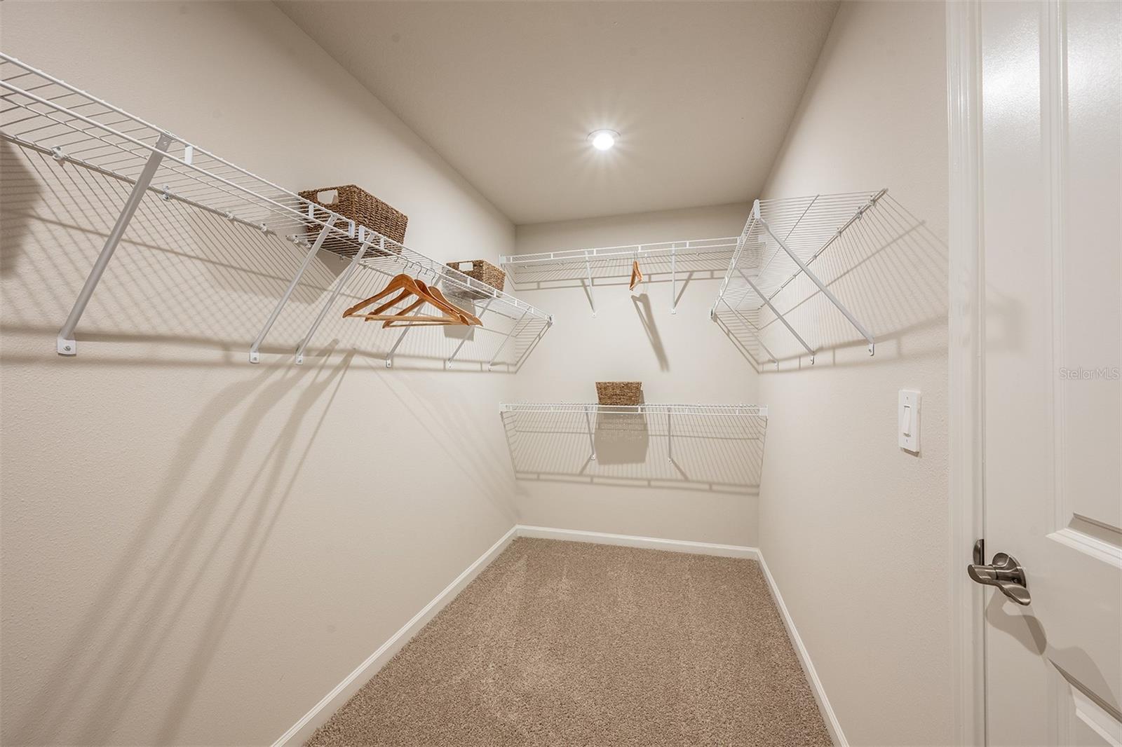 1710 SOARING VIDA ST — photo 19
