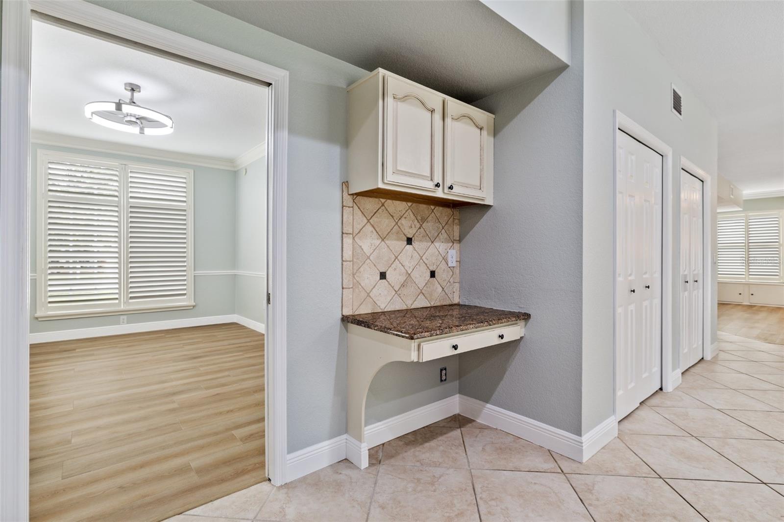 15713 MUIRFIELD DR — photo 18